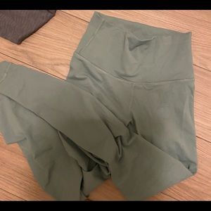Lululemon leggings